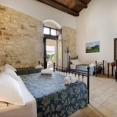 Baglio Donna Concetta Alojamento de Turismo Rural *